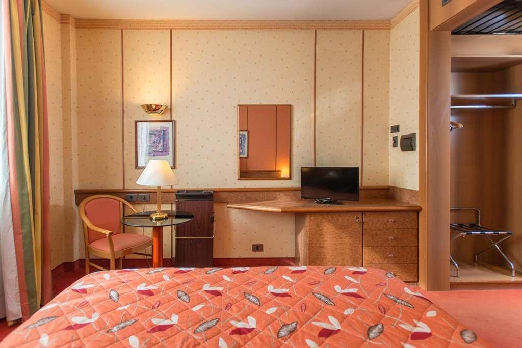 メディトゥール ホテル ポメジア ポメツィア 部屋 写真